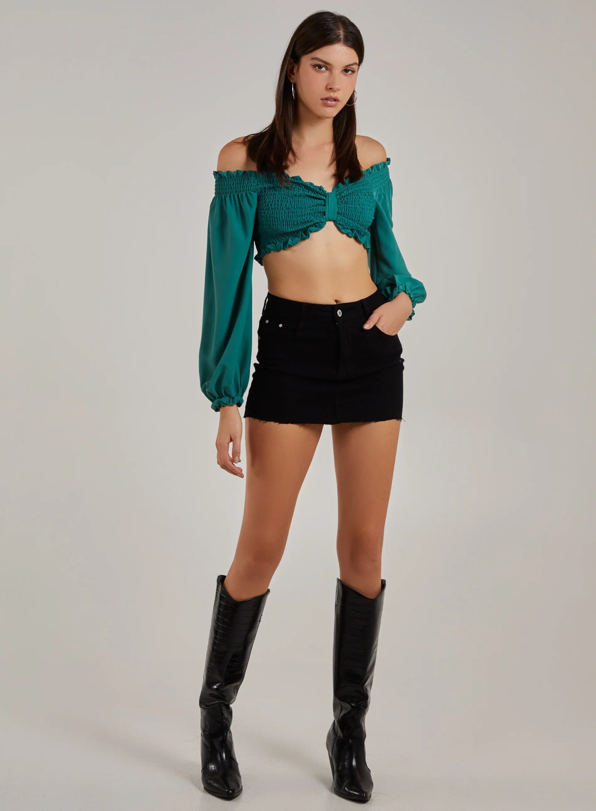 Twist Front Balloon Sleeve Crop Top