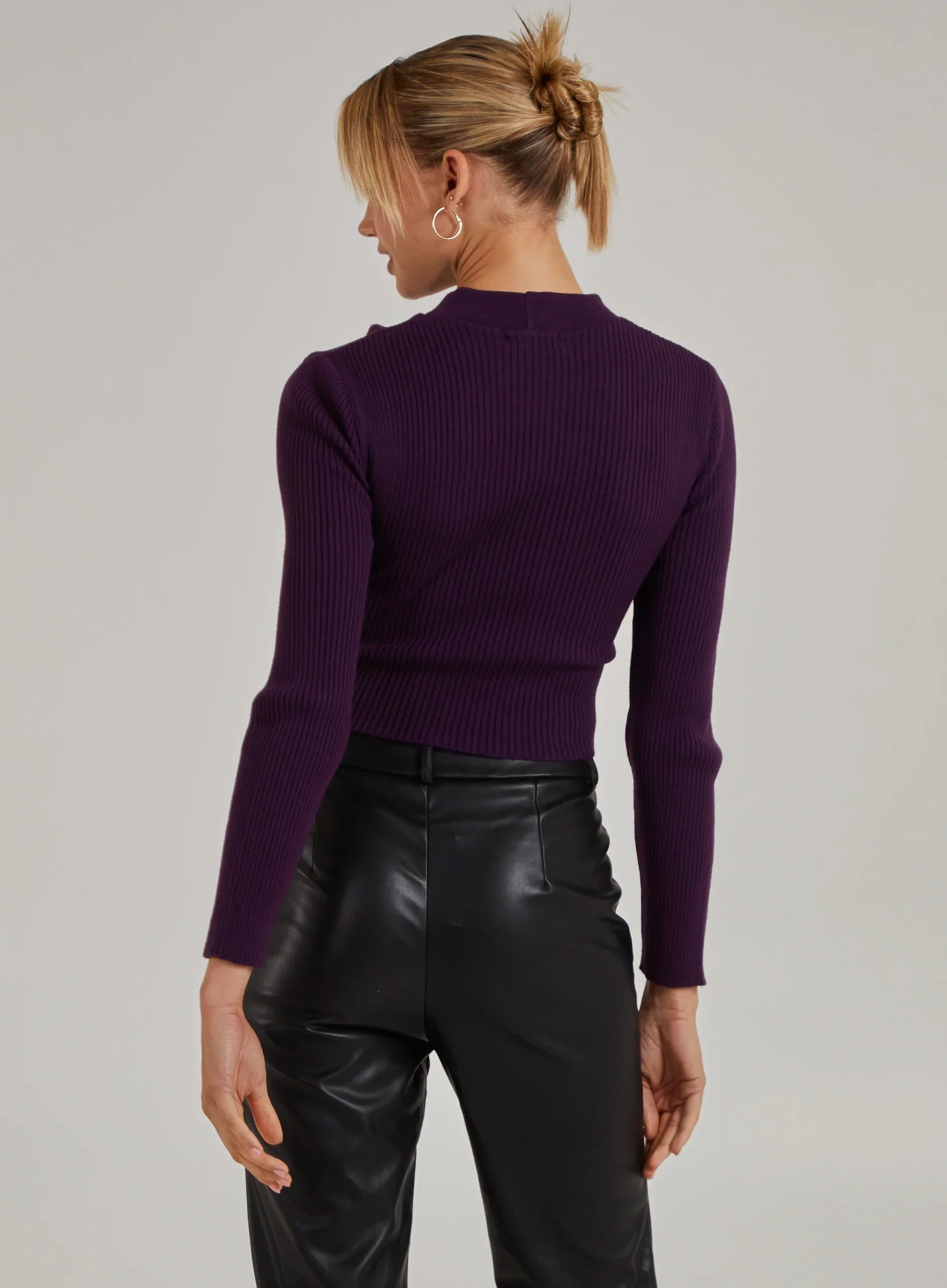 Choker Twist Front Knit Top