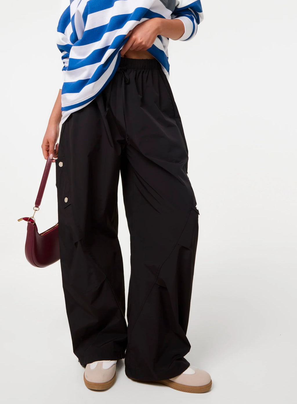 Pocket Detail Wide Leg Cargo Trousers