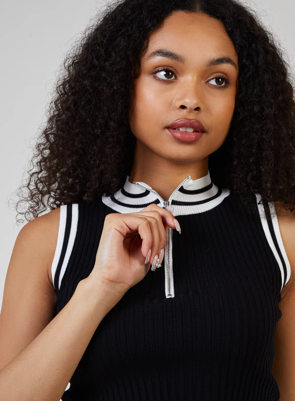Half Zip Striped High Neck Sleeveless Crop Top