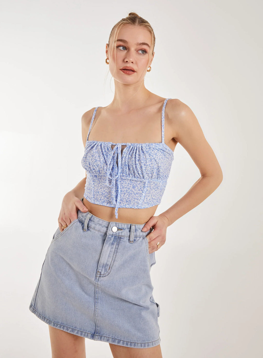 Floral Tie Front Cami Cropped Top