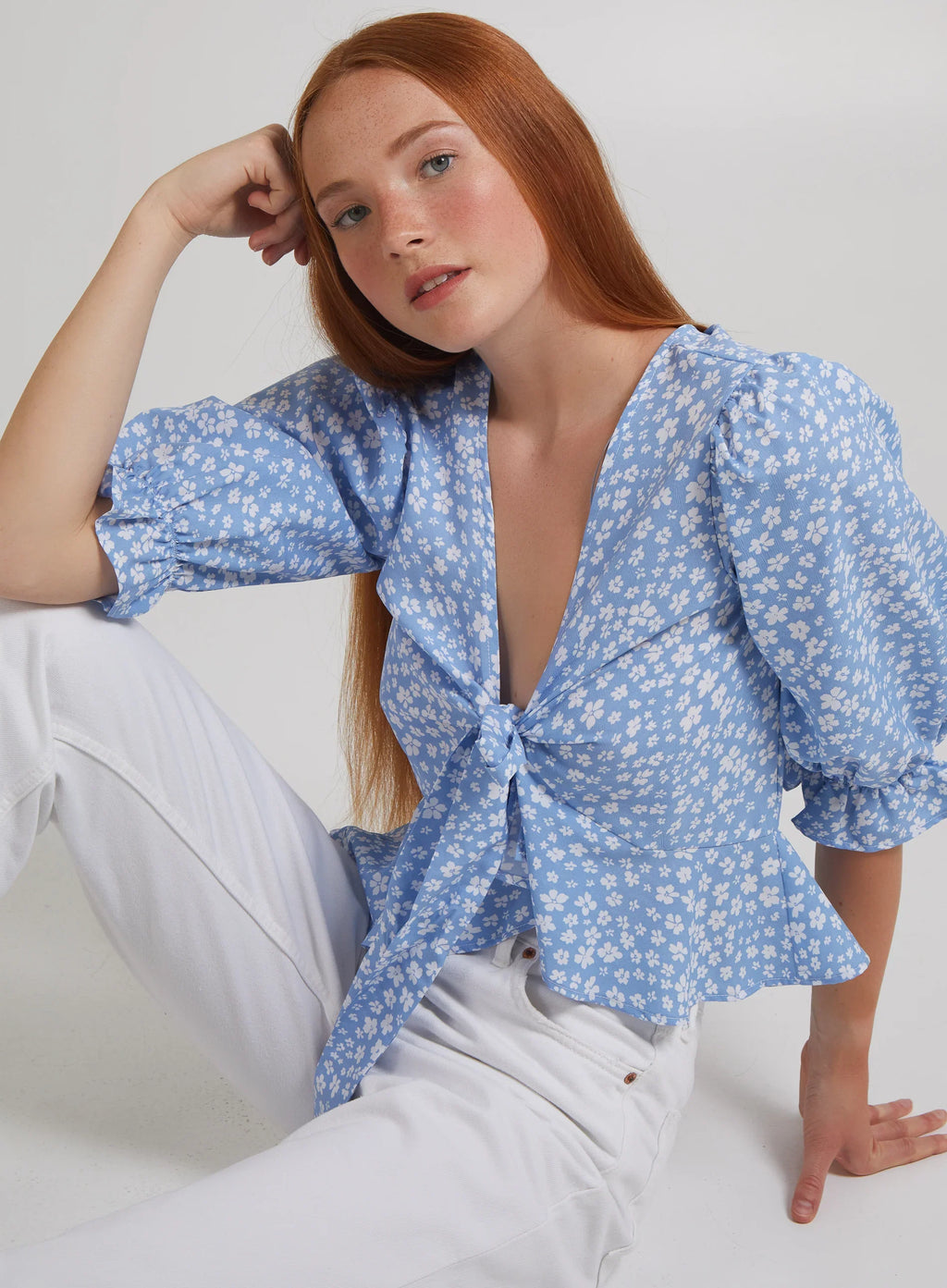 Ditsy Print Tie Front Crop Top